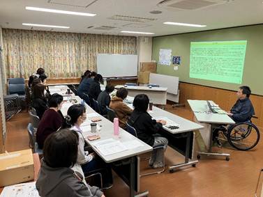 講師による講義の様子