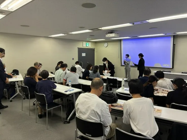 研修会の全景